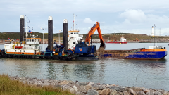 Navigational dredging at the Aberdeen harbour expansion project, November 2019. Photo by Malcolm Rose